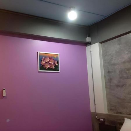 Pornsiri Hotel Sisaket Dış mekan fotoğraf