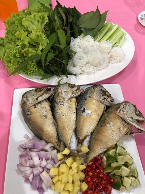 Pornsiri Hotel Sisaket Dış mekan fotoğraf