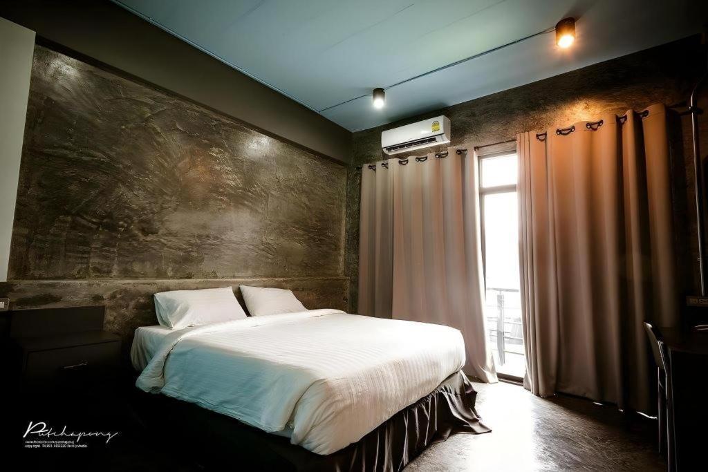Pornsiri Hotel Sisaket Dış mekan fotoğraf