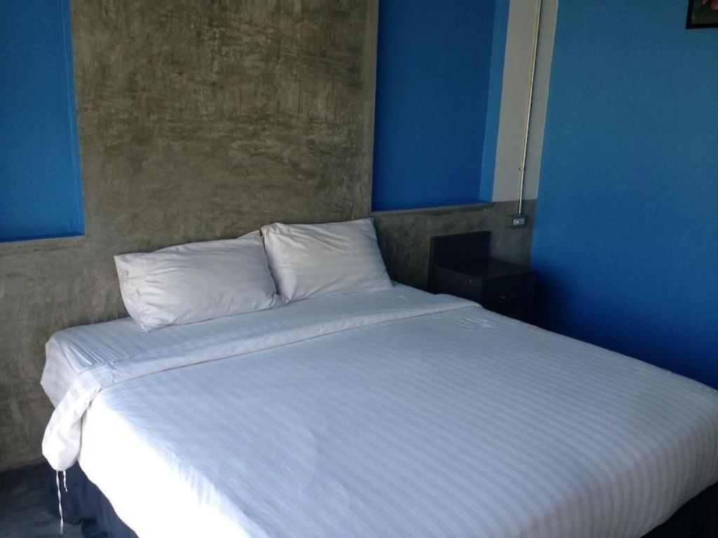 Pornsiri Hotel Sisaket Dış mekan fotoğraf